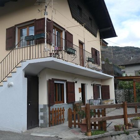 La Petite Maison Villa Aosta Exterior photo