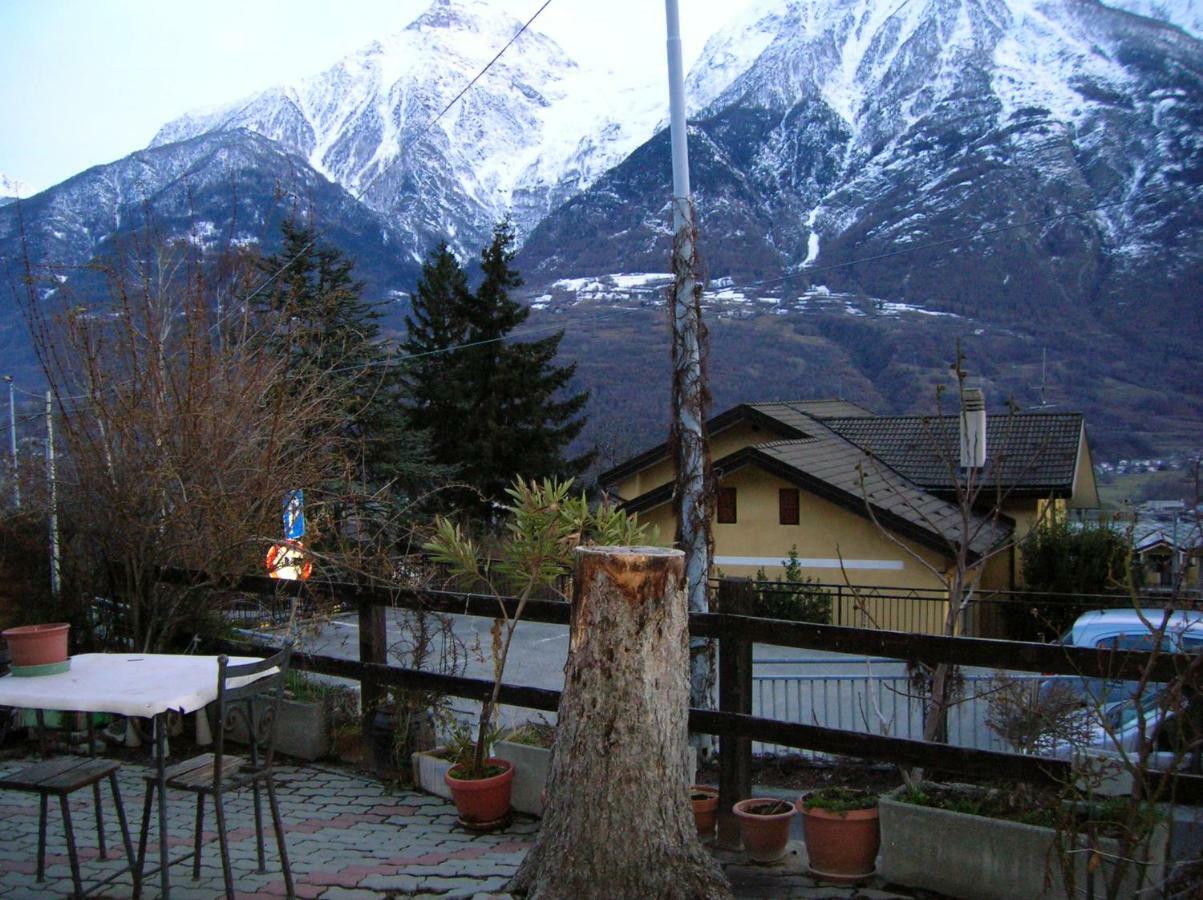 La Petite Maison Villa Aosta Exterior photo